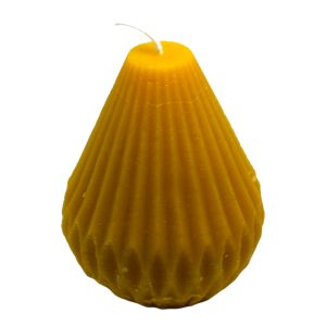 Beeswax candle in the shape of a lantern 127g